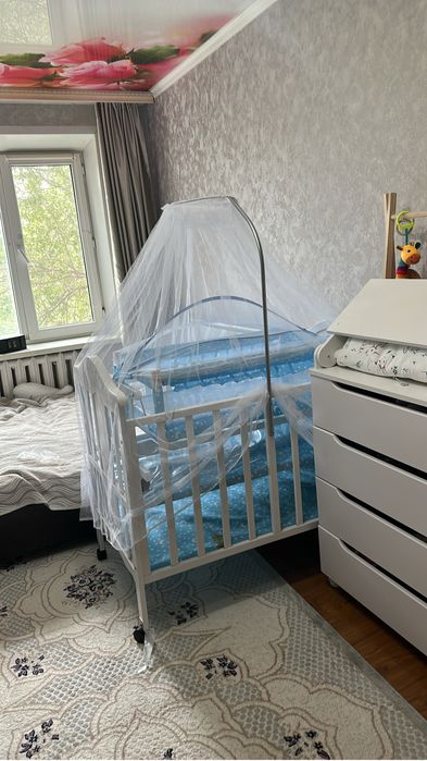 Продам детскую кровать 2в1