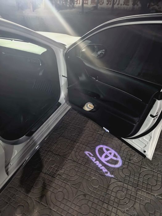 Подсветка дверей Camry