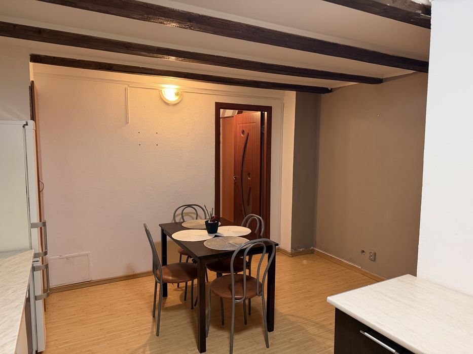 Apartament/garsoniera de vanzare