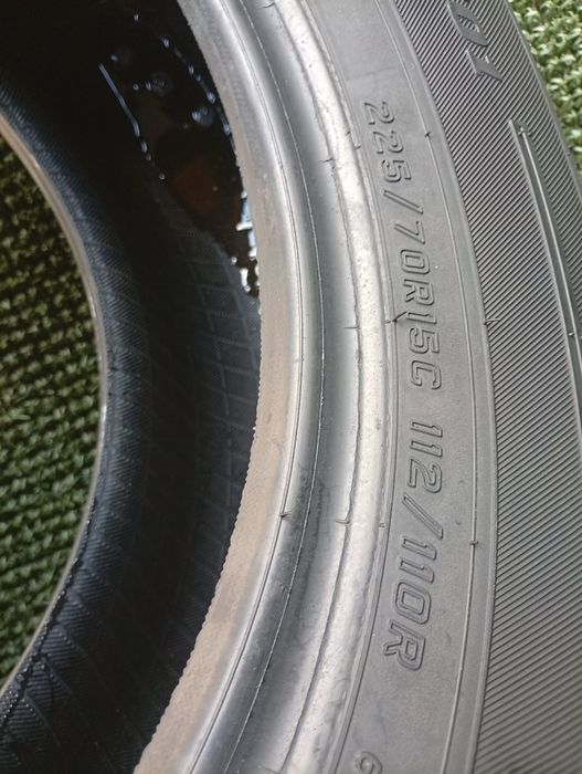 225 70 15c Falken m+s