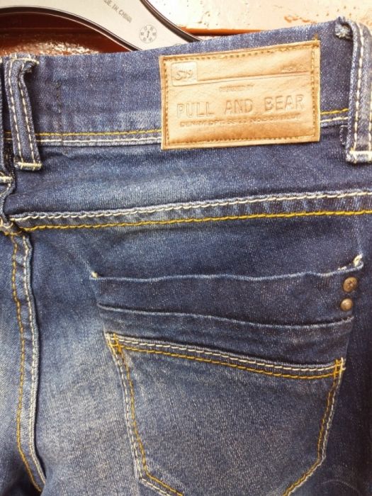 Pull&Bear blugi  evazați , nr.34