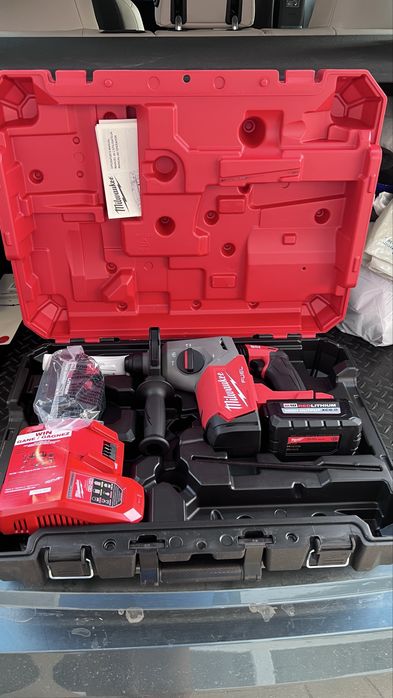 Перфоратор Milwaukee  SDS 1”