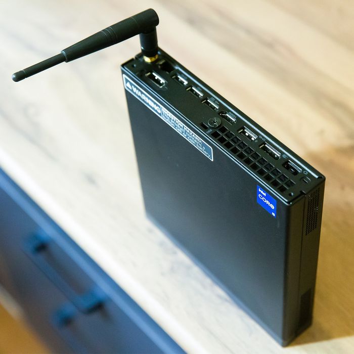 Продам Мини компьютер LENOVO ThinkCentre neo 50Q GEN 4.