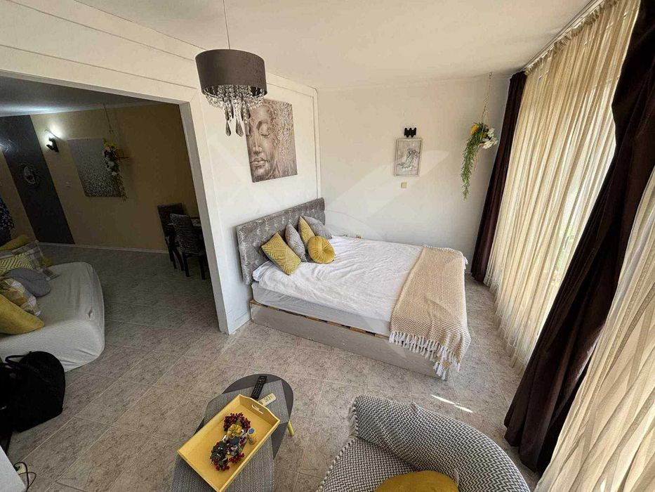 Тристаен апартамент в Свети Влас