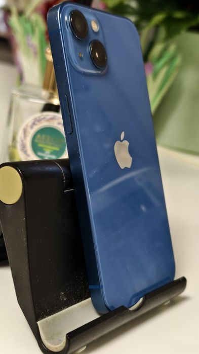 Pentru piese, recarosare, iPhone 13 fara display