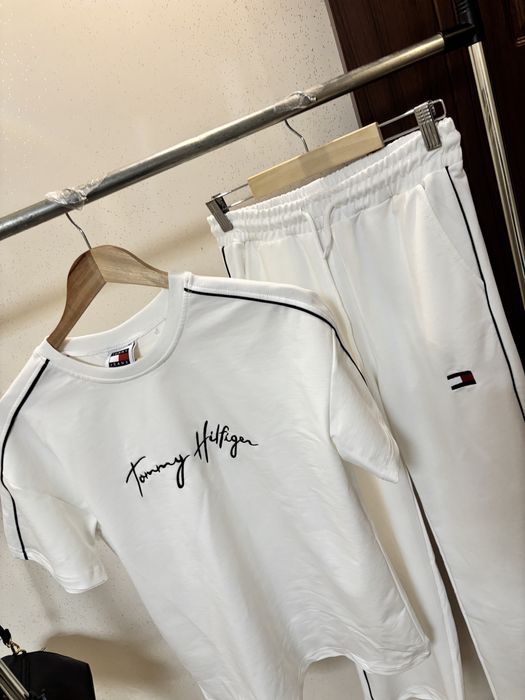 Дамски екип  Tommy hilfiger