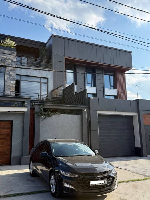 Malibu 2xl 2023 kraska tozza ideal.Srochna sotiladi