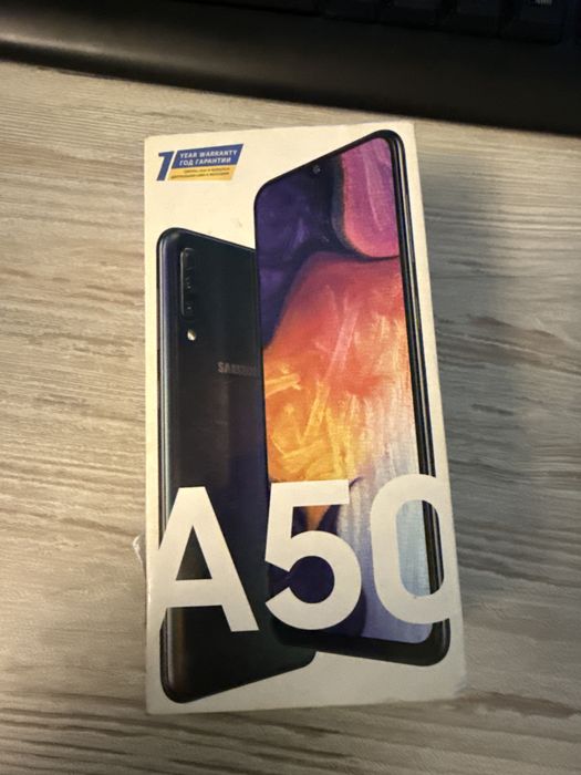 Смартфон Samsung Galaxy A50 SM-A505FN/DS