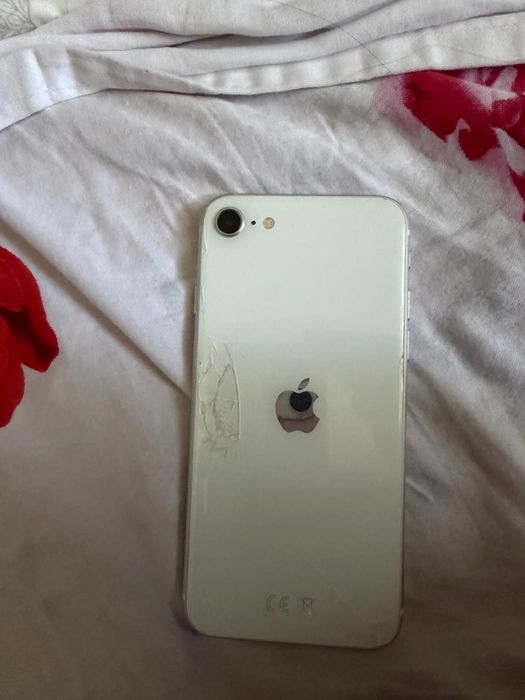 iPhone SE Телефон