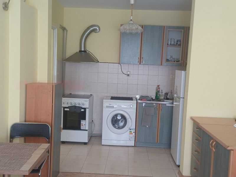 Двустаен ап. под наем в кв. Стрелбище