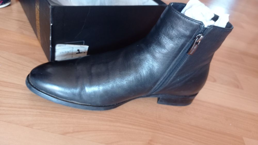 Продам мужские сапоги