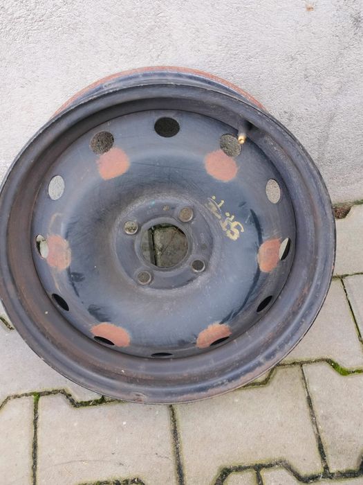 Vând 4 janter16 pt bmw și 4 jante r15 pt Logan (tabla)