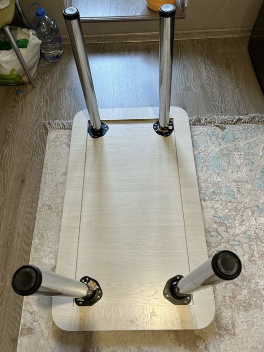 стол со стульями