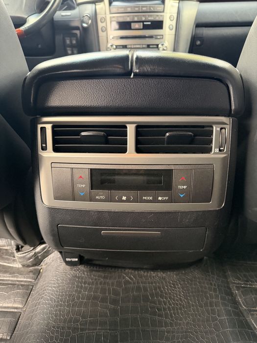 Продается Lexus LX570S