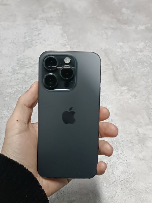 Срочно продам iPhone 15 Pro 256gb