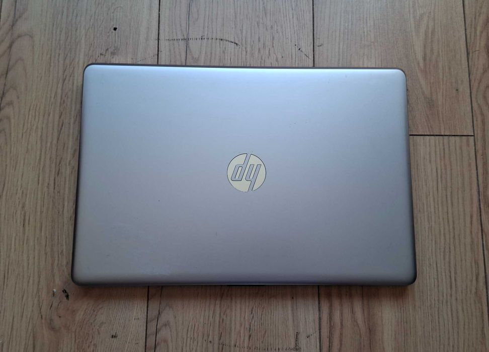 15.6' FullHD HP 250 G6 Core i5-7200U/8GB DDR4/256GB SSD/Нова батерия