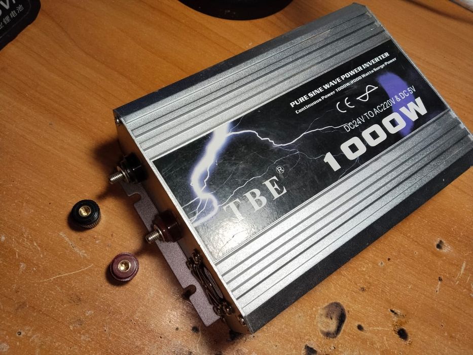 Инвертор 24v to 220v 1000/2000w