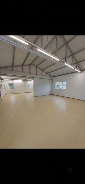 Vand casa premium in Fughiu,Osorhei,3000 mp teren,Hala 100 mp,piscina,Crisul Repede la doar 100 metri,casa independenta energetic