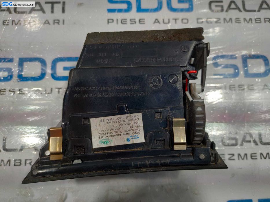 Grila Gura Aer Aerisire Ventilatie Bord Dreapta Skoda Superb 2 2008 - 2015 Cod 3T0819702 [L4847]