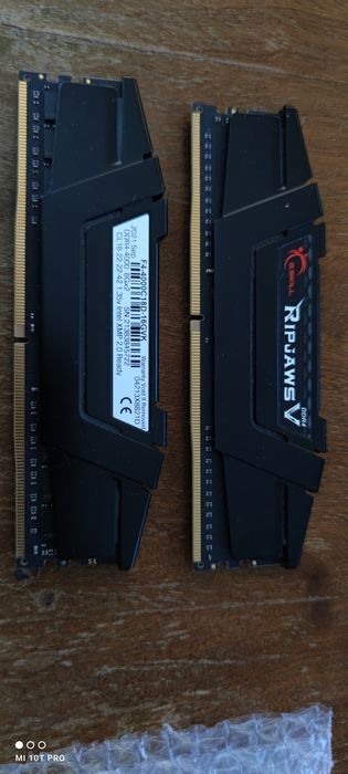 Продавам комютър без видеокарта