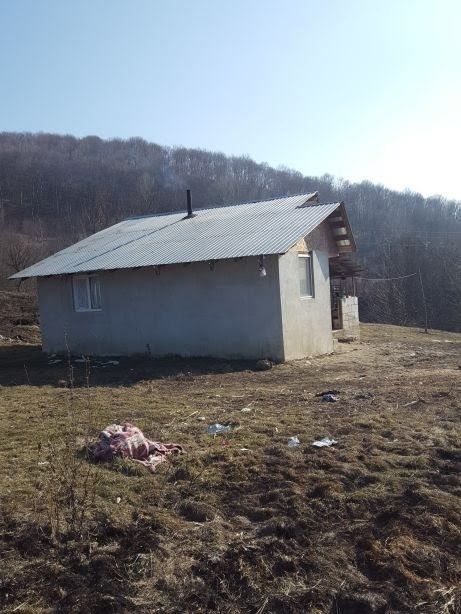 Teren de vînzare. În satul Rușavățul.