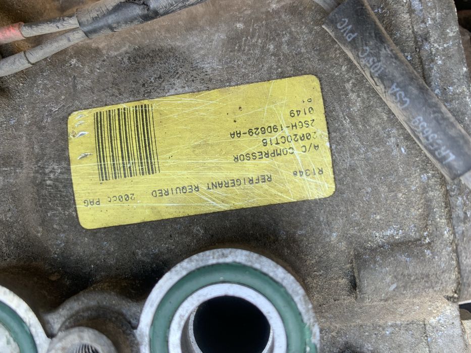 Compresor Clima AC Aer Conditionat Ford Fiesta 1.3  Benzina 2001-2007