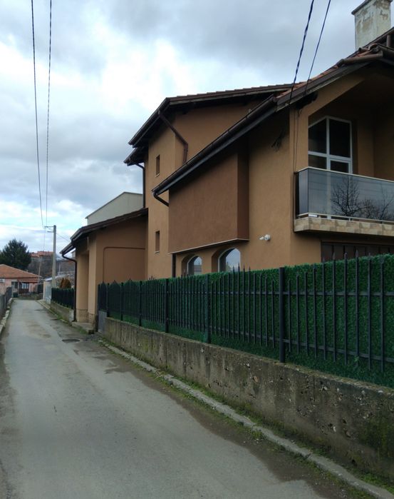 Продава се Къща в Кюстендил, Герена - 235 кв.м за 684 €/кв.м - Снимка #3