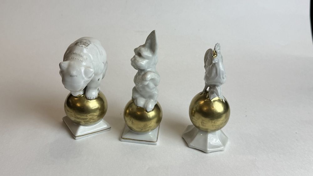 Фарфоровая статуэтка