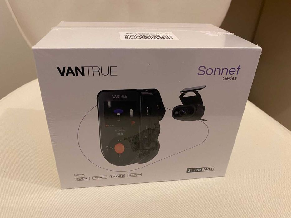 Видеорегистратор VANTRUE S1 Pro Max с управление и окабеляване