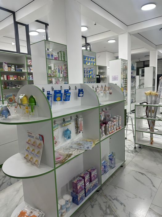 Продается мебель для аптеки