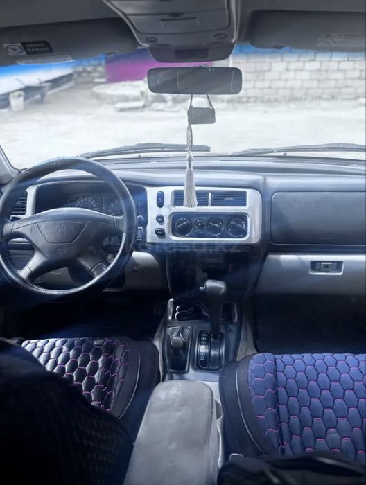 Mitsubishi Montero sport