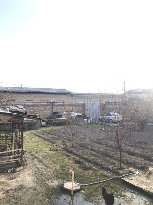 Sergeli honobodda fayzli mahallada 6sotixli uy sotiladi
