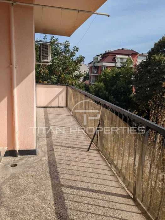 Продава се Многостаен апартамент в Пловдив, Кючук Париж - 100 кв.м за 2030 €/кв.м - Снимка #11