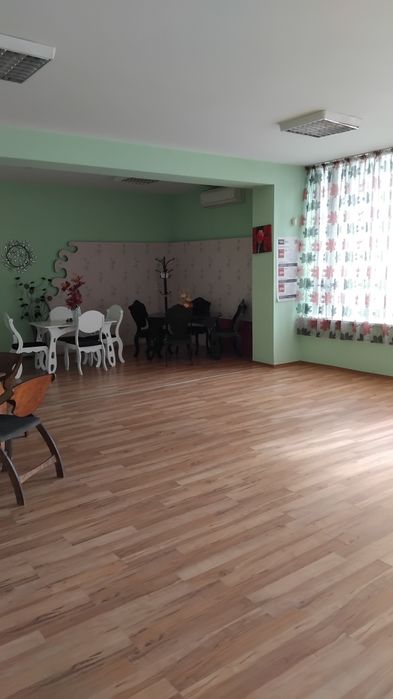 Дава се под наем Магазин в Кюстендил, Бузлуджа - 800 кв.м за 3672 € - Снимка #1