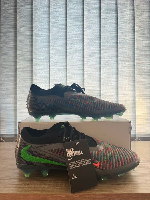 Футболни обувки nike phantom
