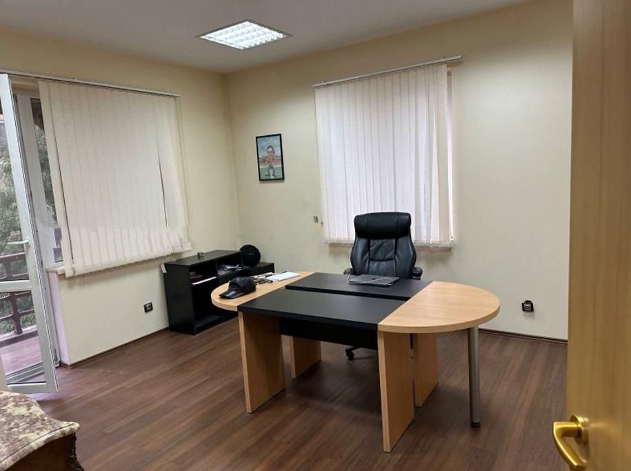 Продава се Четиристаен апартамент в София, Банишора - 166 кв.м за 2169 €/кв.м - Снимка #6