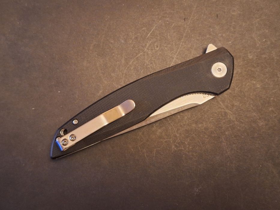 Сгъваем нож-D2 стомана