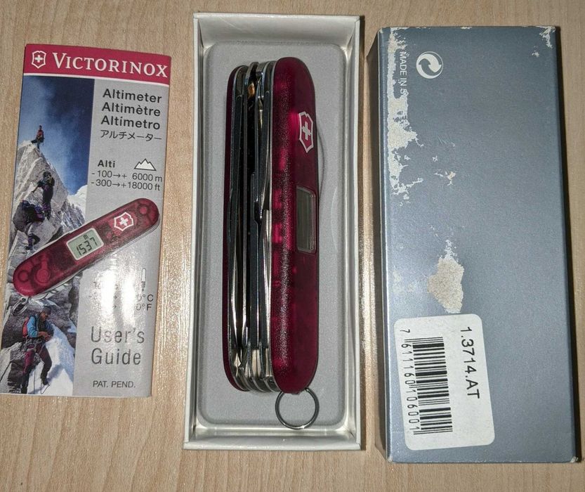 victorinox altimeter thermometer 1.3714 AT