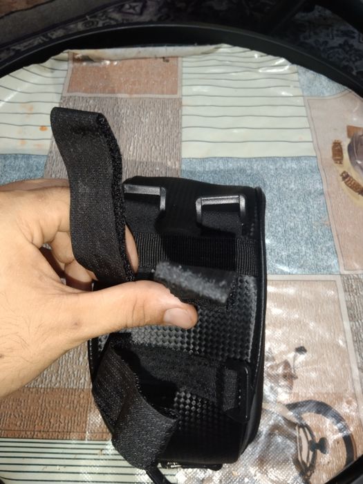 Продам сумка/держатель телефона 2шт