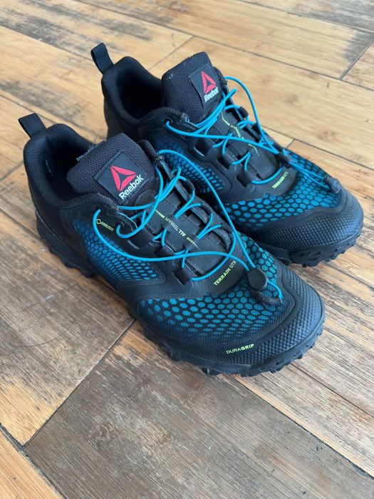 Reebok горные кроссовки