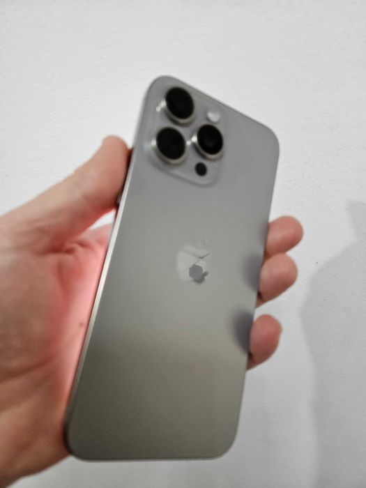 Iphone 15 pro max 1 Tb neverlock 99% bateria.