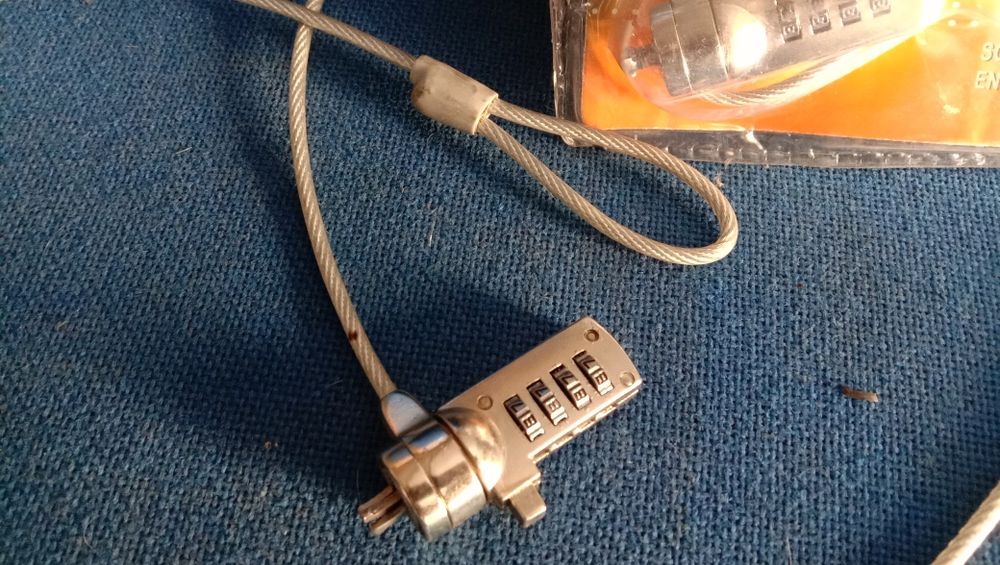 Защитный замок с кодом счетчик монет