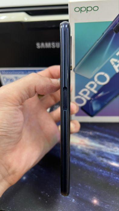 Телефон Oppo A72