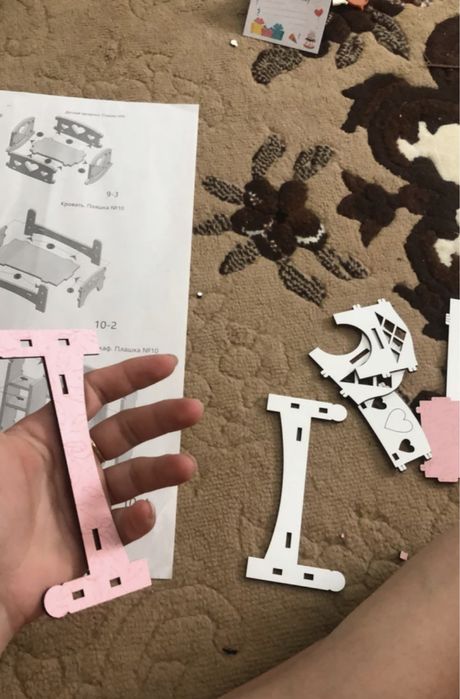 Дом для куколок розовый