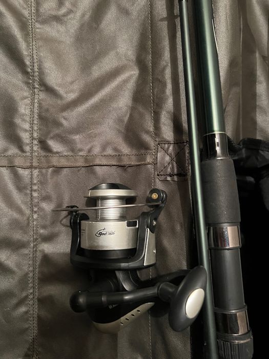 Комплект 3 пръчки 1 макара и калъф с три отделения