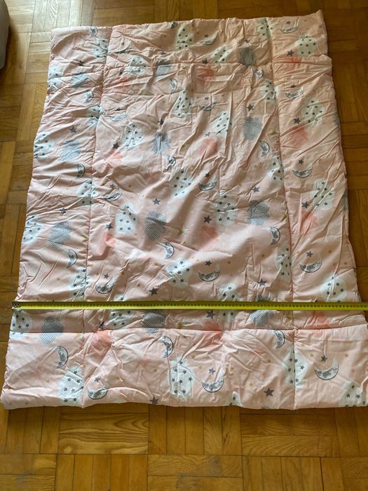 Пухена нова завивка за бебе за кошара