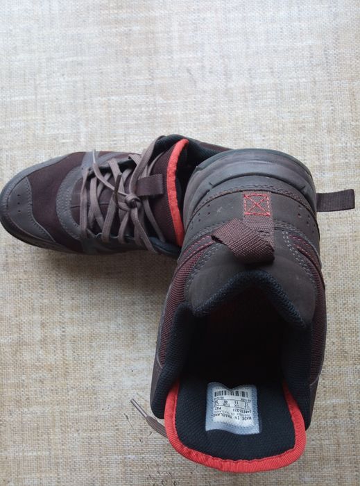 Продам кроссовки, новые, оригинальные, Nike..