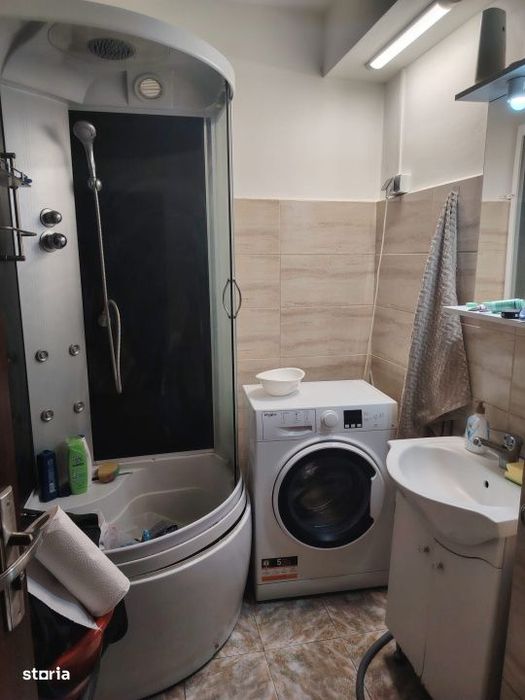 Garsoniera de vanzare, 31 mp, aer conditionat, etaj 1, zona Brazda lui