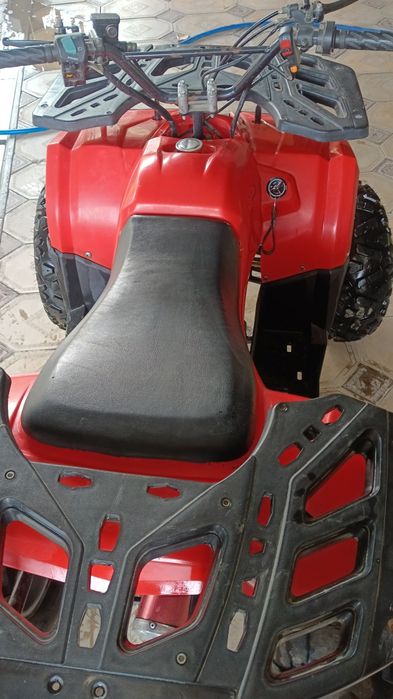 Квадроцикл б/у .