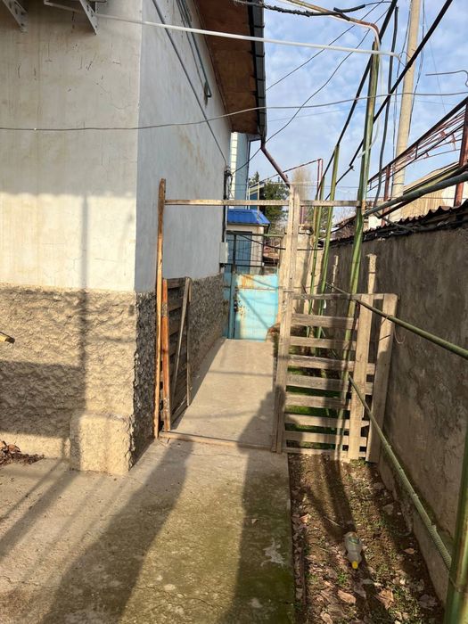 Продается своя дача в Бостанлыкском районе